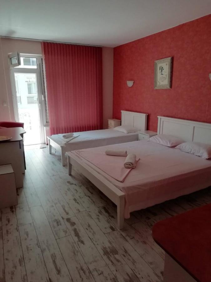 Art Guest House Orchidea Pomorie Exterior foto