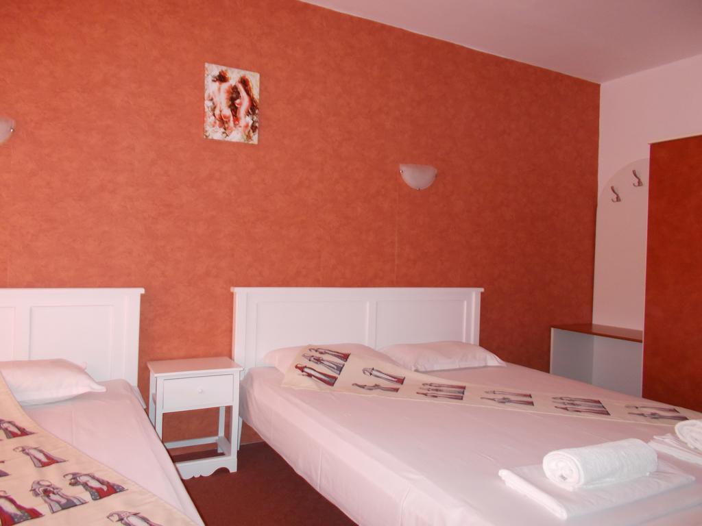 Art Guest House Orchidea Pomorie Exterior foto