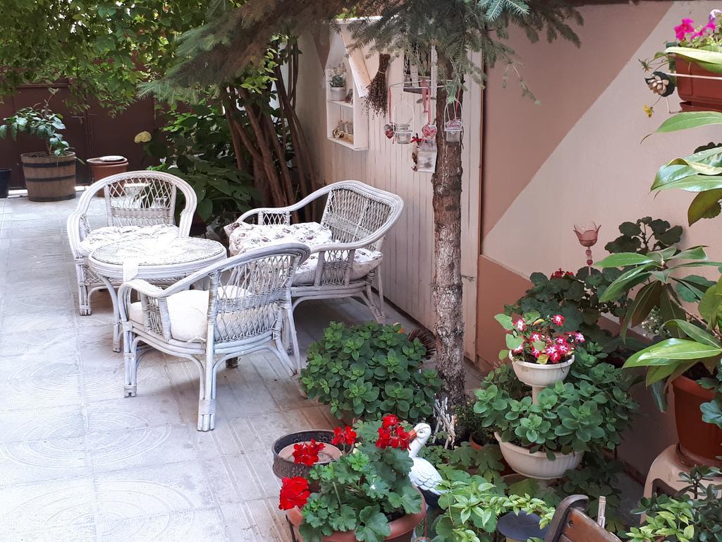 Art Guest House Orchidea Pomorie Exterior foto